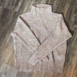 American Eagle Sweater - Oversized Turtle Neck Knit in a Brownish Color